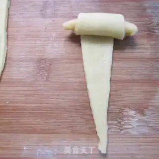 Make Buffalo croissants step 6