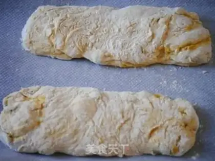 Make Slippers bread step 8