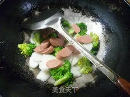 Make Orchid beef sausage fried pastry step 9