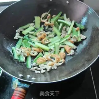 Make Pork oil tofu cucumber step 4