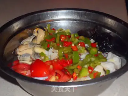 Make Five-colour seafood salad step 2