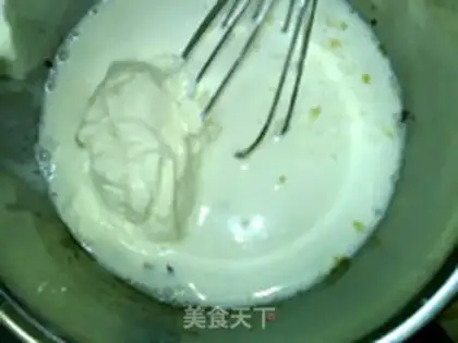 Make Rose milk ice cream step 2