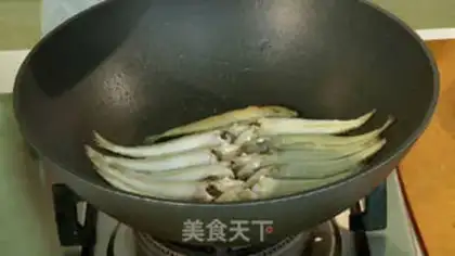Make Fried sand drill step 1