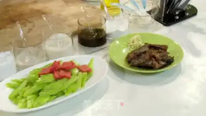 Make The beanfish fried the bitter melon step 0