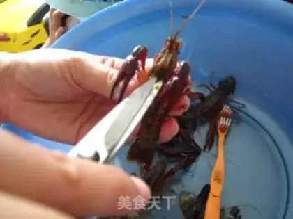 Make Spicy lobster step 4