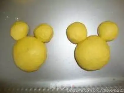 Make Bear bread step 14