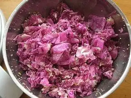 Make Homemade rose sauce step 3