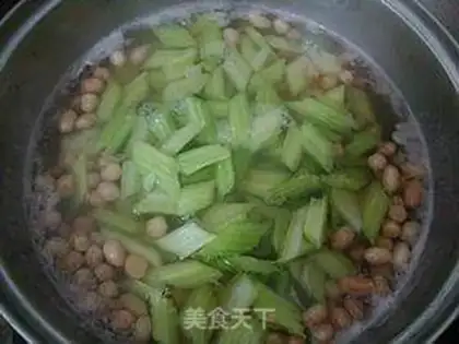 Make The cold peanuts, the celery step 6