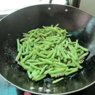 Make Sour bean horns step 6