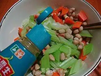 Make The cold peanuts, the celery step 9