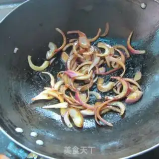 Make Onion fried meat step 6