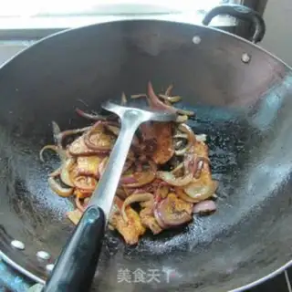 Make Onion fried meat step 8
