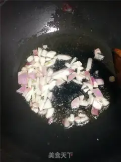 Make Pyramid fried abalone mushrooms step 3