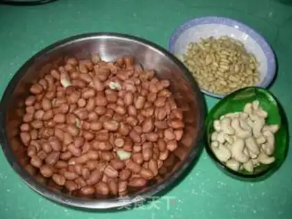 Make Salted peanut rice step 0