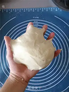 Make Sesame cream rolls step 4