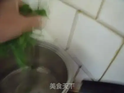 Make Spinach egg soup step 2