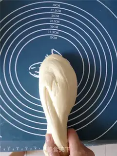 Make Sesame cream rolls step 9
