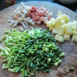 Make Potato garlic step 1
