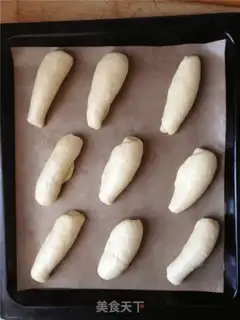 Make Sesame cream rolls step 18