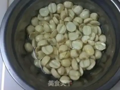 Make Lotus Red Bean soup step 3