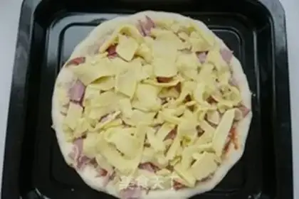 Make Bacon ham pizza step 8