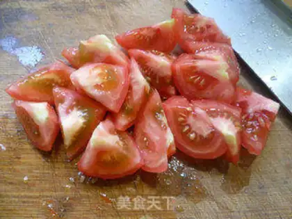 Make Eggs and tomatoes and broccoli step 5