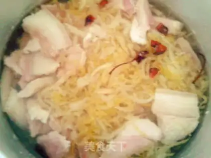 Make Sour sauce step 1