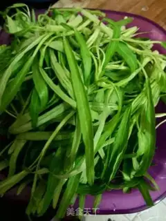 Make Garlic bean sauce for emptiness step 0