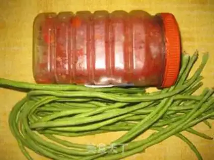 Make Pepper choppers and beans step 0