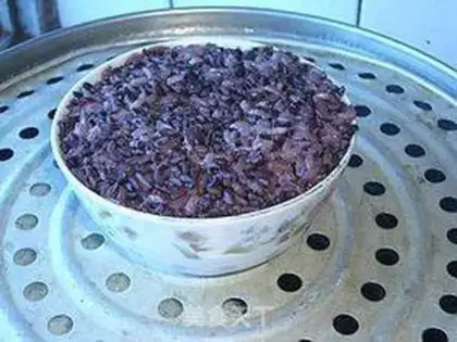 Make Black rice twig step 1
