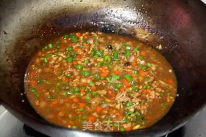 Make Fresh vegetables and fried noodles step 4