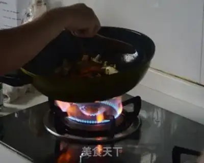 Make Rock pan rice step 1