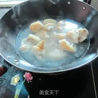 Make Garlic steamed pig hoof step 2