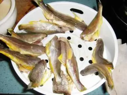 Make Fried yellow fish step 0