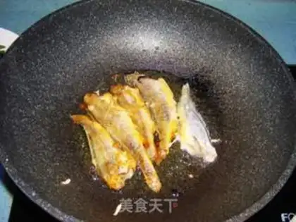 Make Fried yellow fish step 3