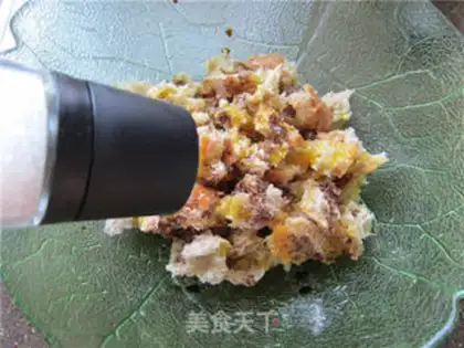 Make Bread salad step 3