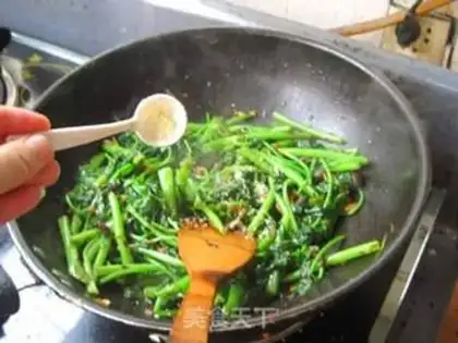 Make Spicy bean croquettes step 5