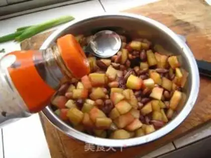 Make Watermelon with peanuts step 6