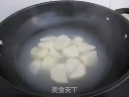 Make Round mashed potatoes step 0