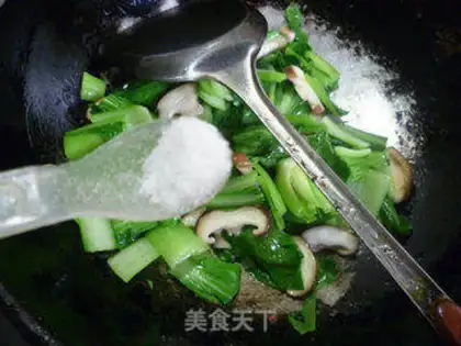 Make Fry mushrooms step 4