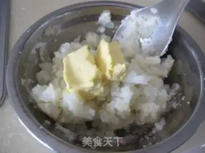 Make Round mashed potatoes step 2