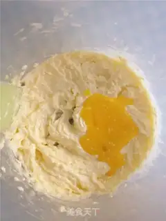 Make Souffle coconut ball step 3