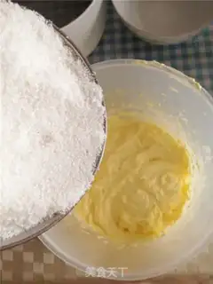 Make Souffle coconut ball step 6