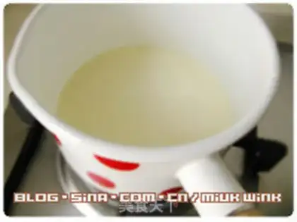 Make Caramel cream taffy sauce step 1