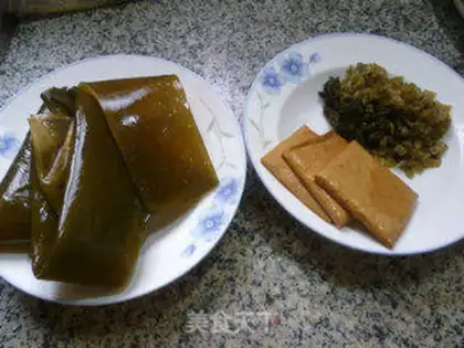 Make The pickled and fried seaweed step 0