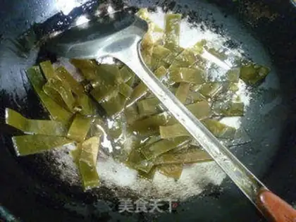 Make The pickled and fried seaweed step 4