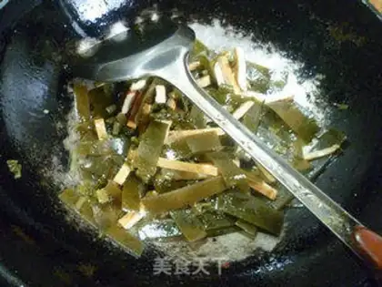 Make The pickled and fried seaweed step 5