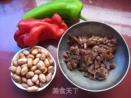 Make Peanut bean petal sauce step 0