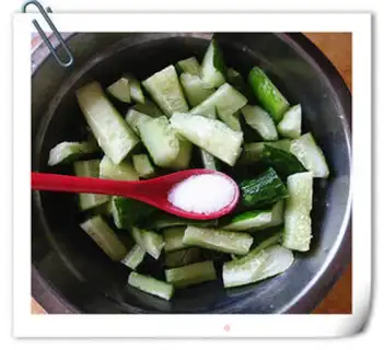 Make Pretzels and cucumbers step 4