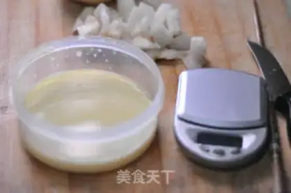 Make Egg cream pear step 2